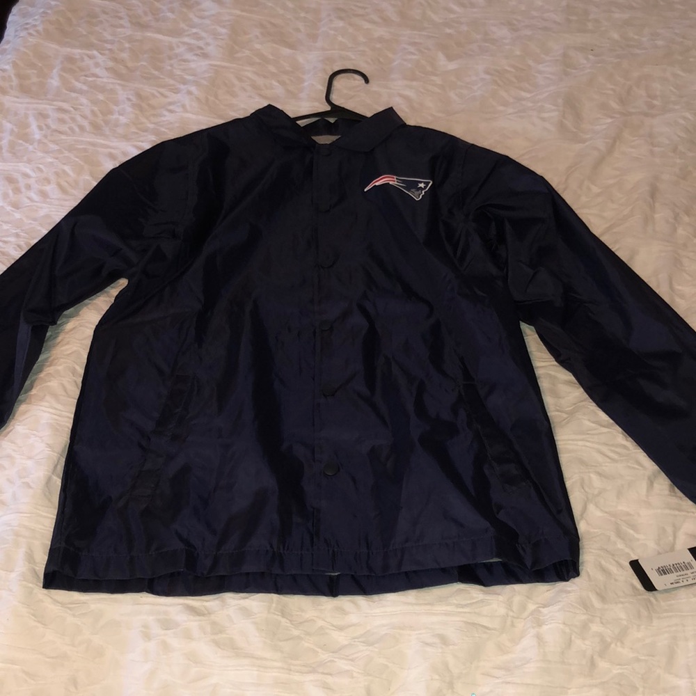 Patriots coaches jacket! (Boys L)